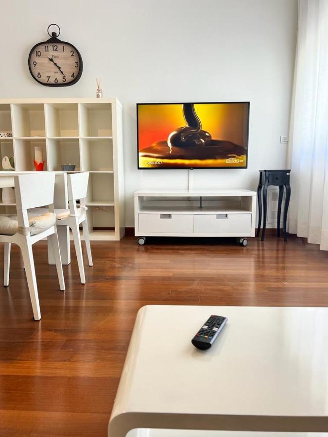 Piazza Italia Luxury Apartment Chianciano Terme Dış mekan fotoğraf