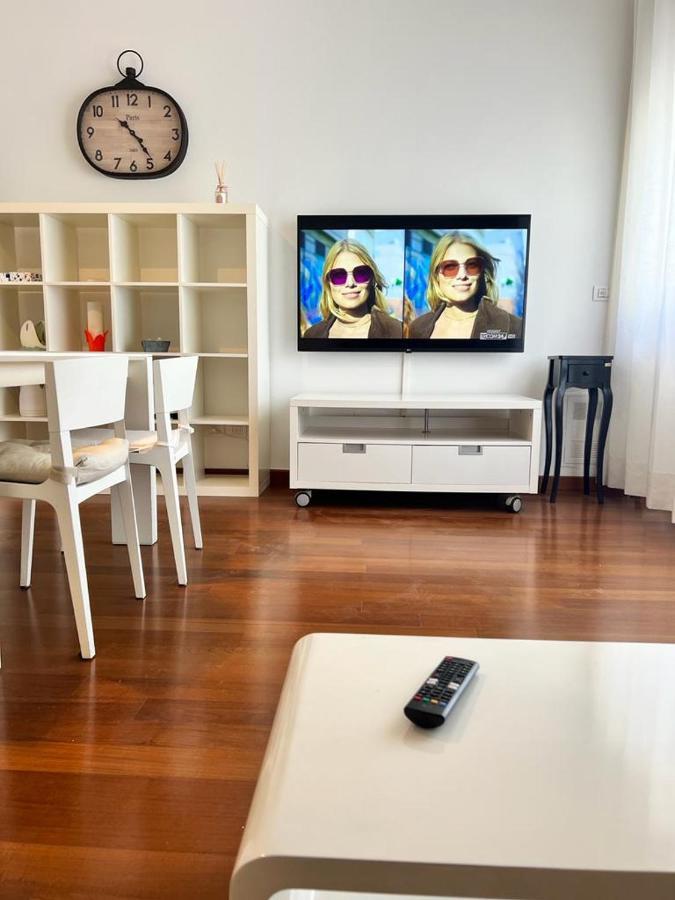 Piazza Italia Luxury Apartment Chianciano Terme Dış mekan fotoğraf